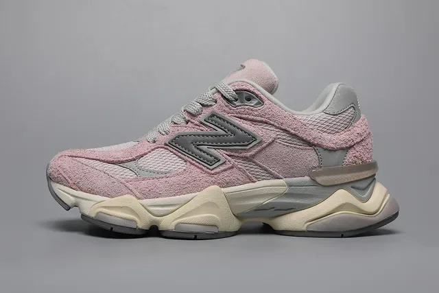 New Balance 9060 Rose Poussière Gris Sneakers Lifestyle 9
