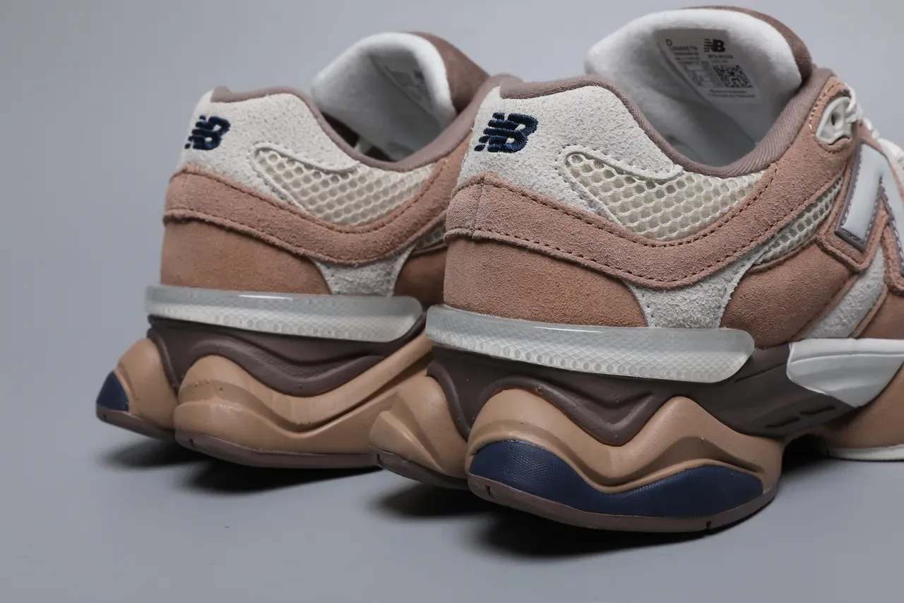 New Balance 9060 Dusty Rose and Off-White أحذية رياضية للأسلوب الحياتي 2