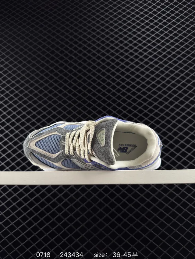 New Balance 9060 ग्रे पर्पल चंकी स्नीकर 4