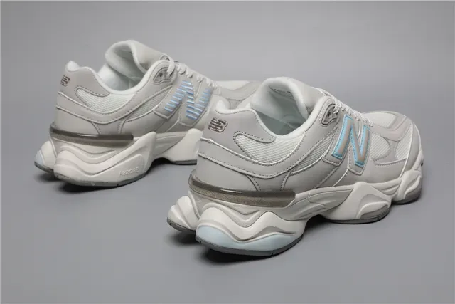 New Balance 9060 हल्का ধূসর ফ্রস্টেড ব্লু লাইফস্টাইল স্নিকার্স 3