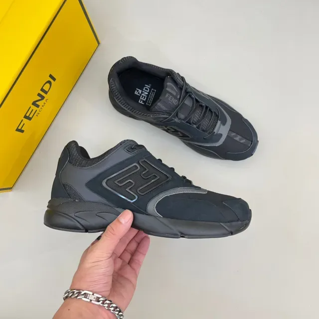 New Balance Noir Gris Chunky Midsol Sculptée Mélange Cuir Daim Et Maille Supérieure Lifestyle Sneakers 6
