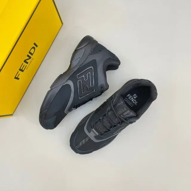New Balance Noir Gris Chunky Midsol Sculptée Mélange Cuir Daim Et Maille Supérieure Lifestyle Sneakers 7