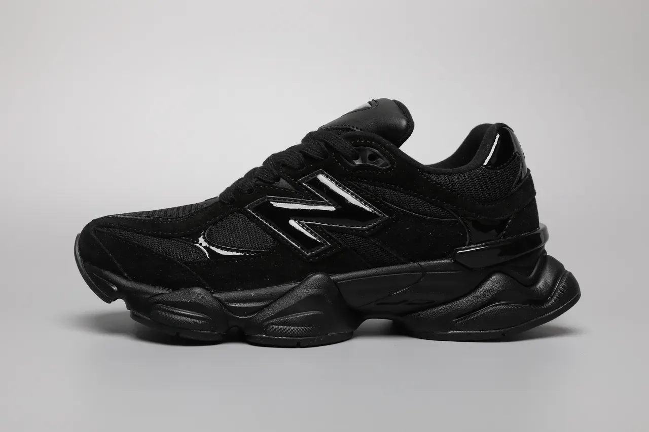 New Balance Black Monochrome Sculpted Chunky Midsole Lifestyle Sneakers 9