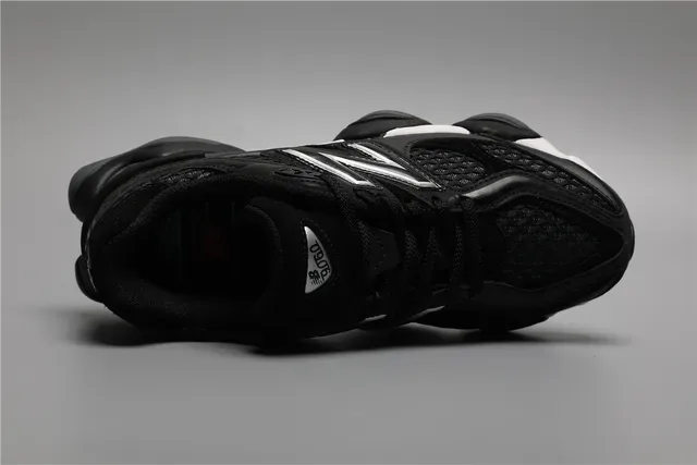 New Balance Black White Chunky Layered Midsole Mesh And Synthetic Overlay Construction Lifestyle Sneakers 7