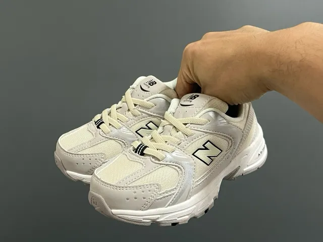 New Balance رمادي بيج ميد سول ألواح متعددة بناء شبكي-سويد حذاء سميك 8