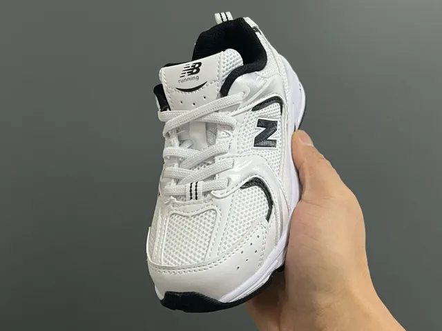 New Balance رمادي بيج ميد سول ألواح متعددة بناء شبكي-سويد حذاء سميك 18