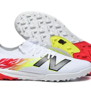 New Balance সাদা লাল নিট আপার টার্ফ ফুটবল জুতো