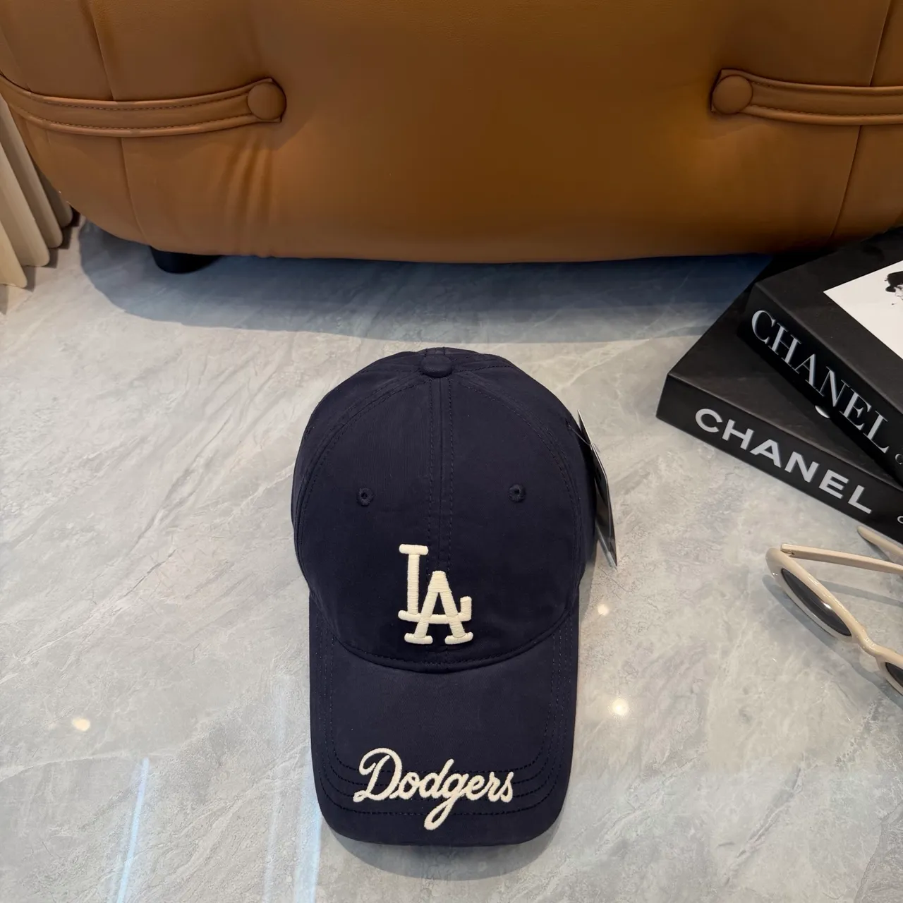 New Era 海军白色结构刺绣标志棒球帽 3