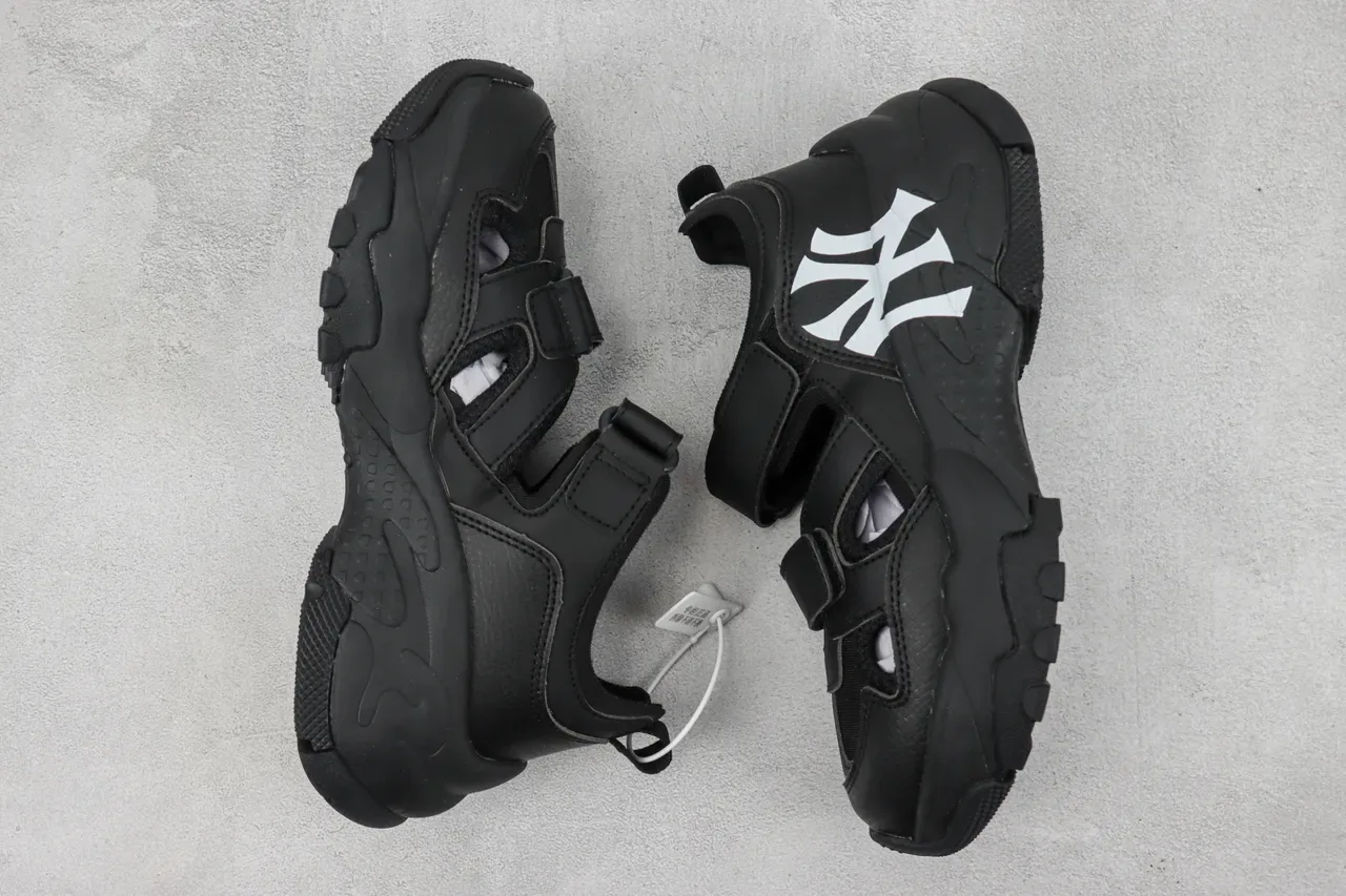 New Era NY Logo Sandales Chunky Casuales 2