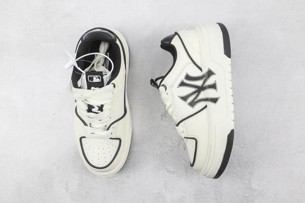 New Era NY Yankees 标志 平台生活方式运动鞋 3