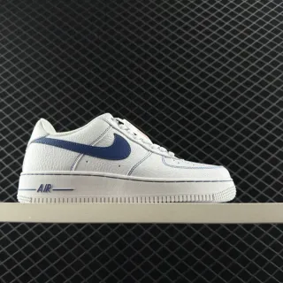 Nike Air Force 1 أبيض ونافي بلو لايف ستايل سنيكرز