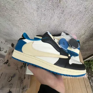 Nike Air Jordan 1 Low Creme Preto Azul Rei Tênis Lifestyle