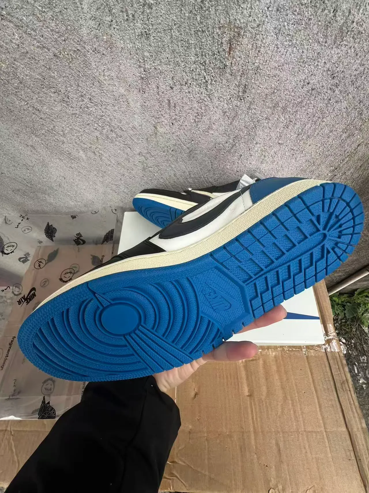 Nike Air Jordan 1 Low Crema Negro Azul Rey Zapatillas Lifestyle 6