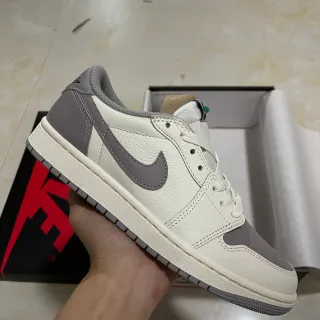 Nike Air Jordan 1 Low Off-White و رمادي أحذية رياضية أسلوب حياة