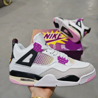 Nike Air Jordan 4 White Black Magenta 篮球鞋