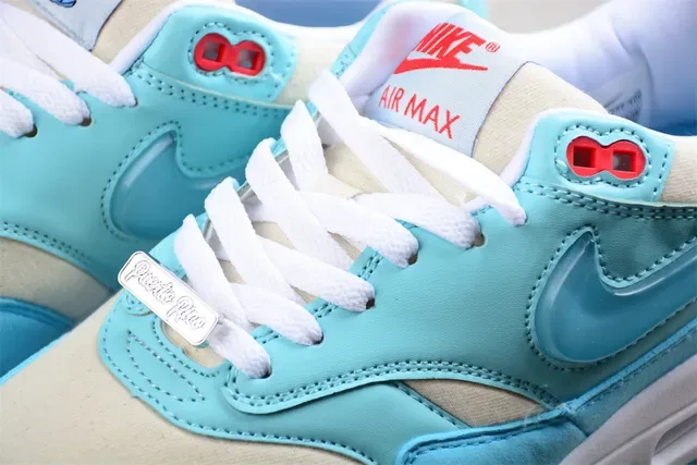 Nike Air Max 1 Sneakers Lifestyle Bleu clair et blanc 7