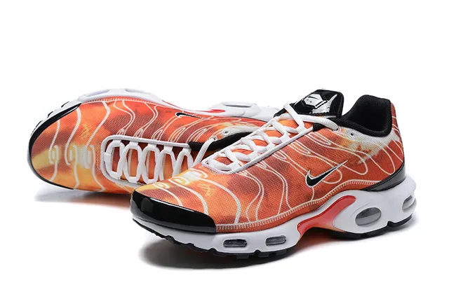 Nike Air Max Plus Orange Wave Pattern Lifestyle Sneakers 4