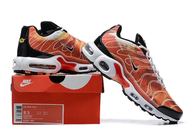 Nike Air Max Plus Orange Wave Pattern Lifestyle Sneakers 6