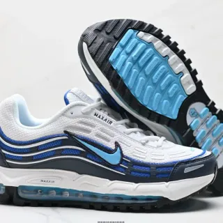 Nike Air Max Plus أبيض وأزرق بحري Lifestyle Sneakers