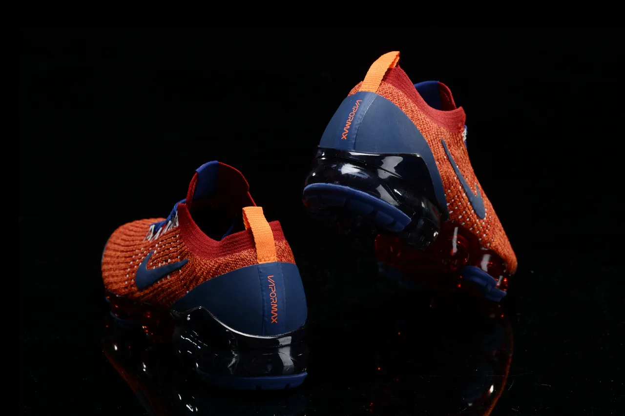 Nike Air VaporMax Orange and Navy Running Shoes 9