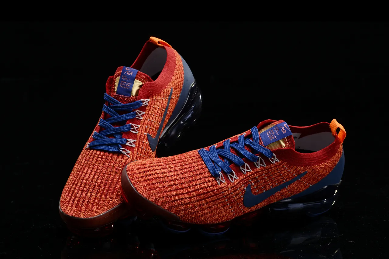 Nike Air VaporMax Orange and Navy Running Shoes 10