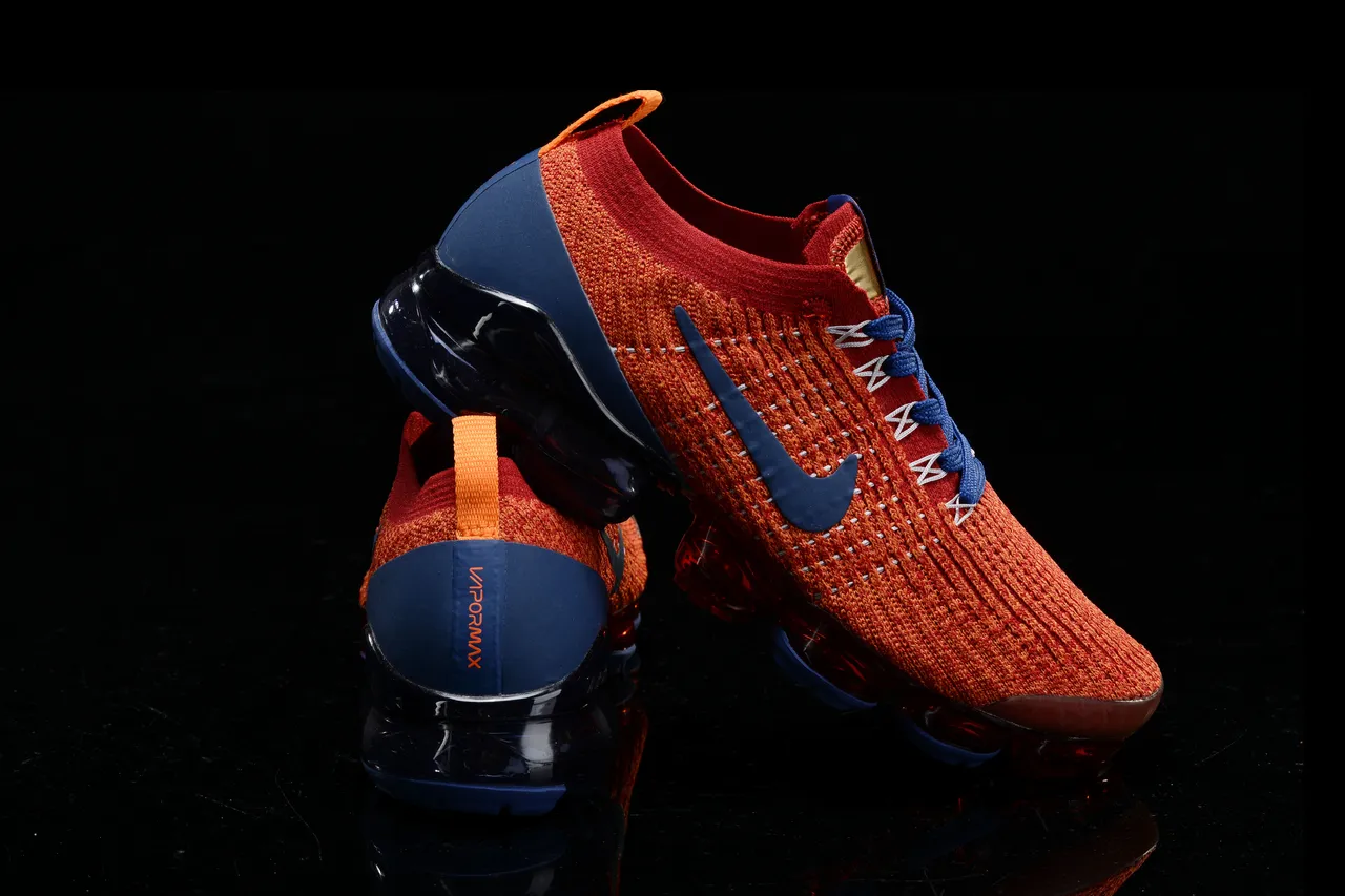 Nike Air VaporMax Orange and Navy Running Shoes 11