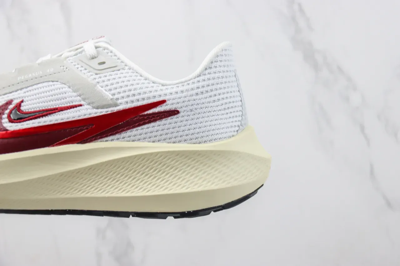 Nike Air Zoom Pegasus 40 白红米色跑鞋 7