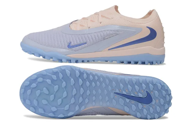 Nike Beige Blue Low-Profile Knit Upper Turf Soccer Shoes 5