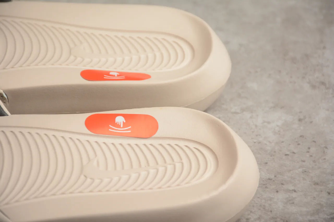 Nike Benassi JDI Beige and Black Slippers 5