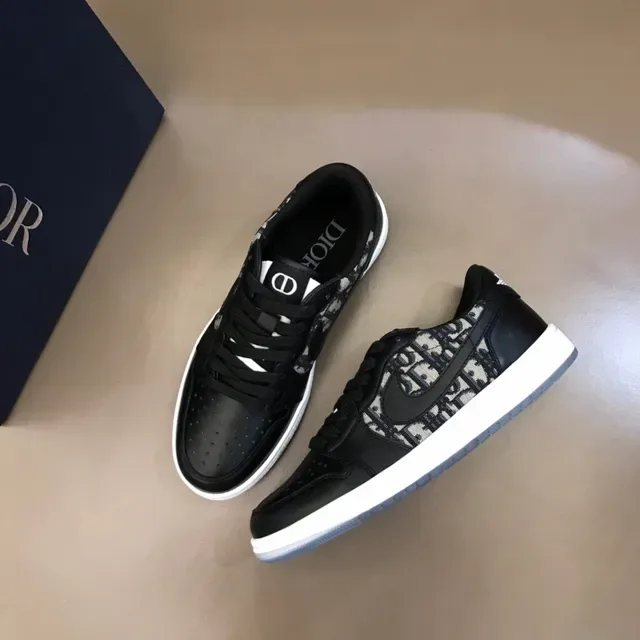 Nike Black Beige Low-Top Monogrammed Side Panel Lifestyle Sneakers 8