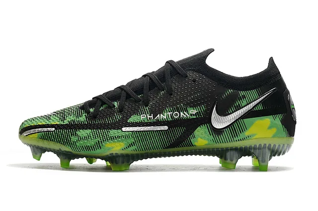 Nike أحذية كرة القدم سوداء خضراء مع الجزء العلوي من الخياطة وطباعة كامو للأرضية الصلبة 5