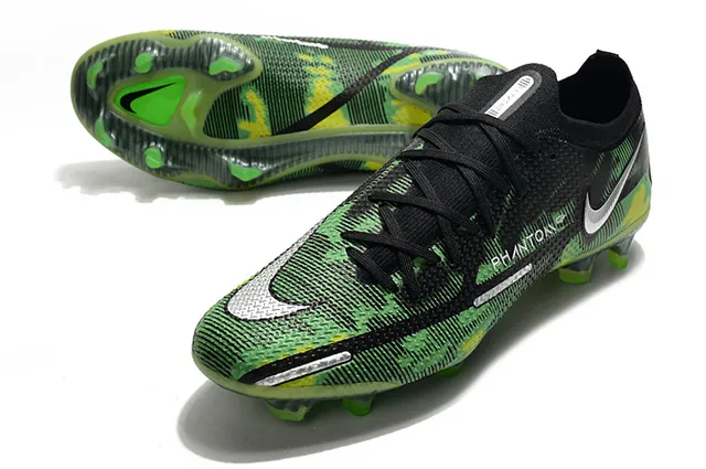 Nike أحذية كرة القدم سوداء خضراء مع الجزء العلوي من الخياطة وطباعة كامو للأرضية الصلبة 6
