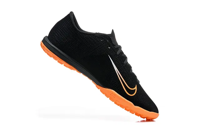 Nike Preto Laranja Flyweave Malha Parte superior ACC Marca Sapatos de Futebol Indoor 3