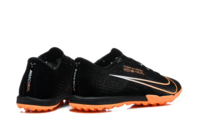 Nike Preto Laranja Flyweave Malha Parte superior ACC Marca Sapatos de Futebol Indoor 5