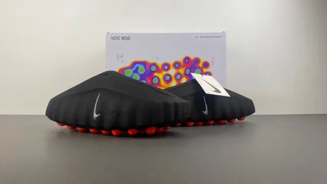 Nike 黑色橙色 透气鞋面 无鞋带 运动鞋 13
