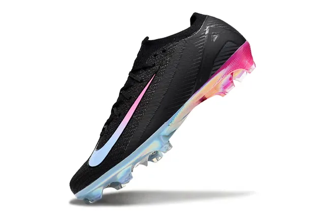 Nike কালো গোলাপি কিনেট আপার Iridescent আউটসোল Firm-Ground ফুটবল জুতো 3
