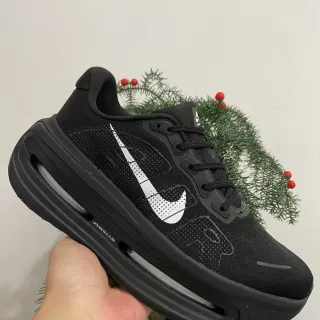 Nike काला सफेद पूर्ण लंबाई दृश्य Air Zoom Unit सिलाई मेष ऊपरी रनिंग जूते