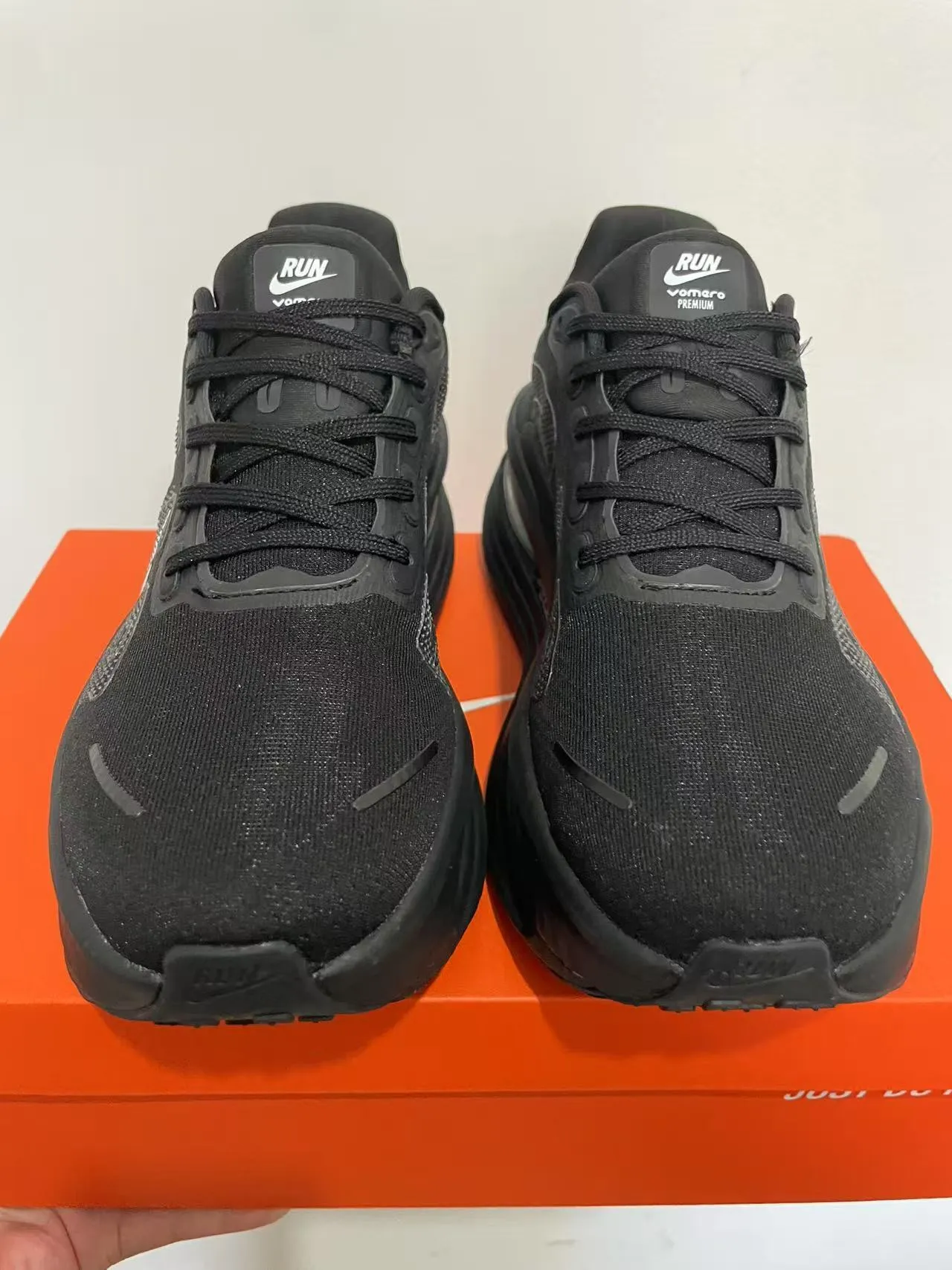Nike Black White Full-Length Visible Air Zoom Unit Knit Mesh Upper Running Shoes 3