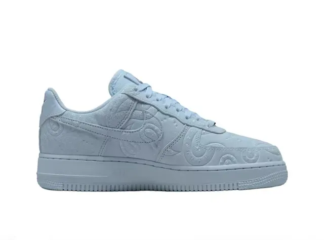 Nike Blue Monochromatic Embossed Paisley Lifestyle Sneakers 6