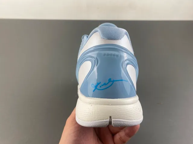 Nike Bleu Blanc Haut Texturé Pebble Upper Chaussures de Basketball 4