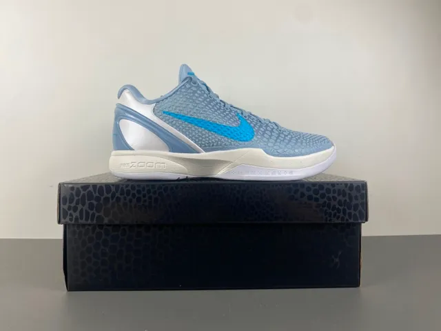Nike Bleu Blanc Haut Texturé Pebble Upper Chaussures de Basketball 16