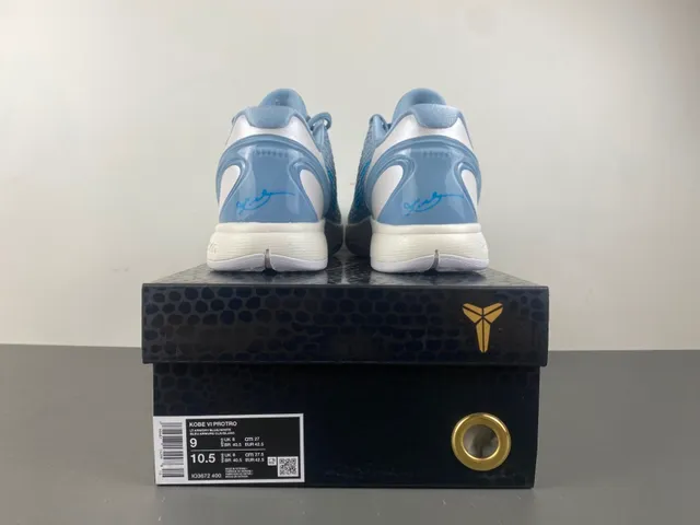 Nike Bleu Blanc Haut Texturé Pebble Upper Chaussures de Basketball 18