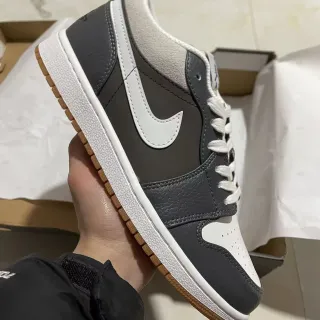 نيكي Dunk Low رمادي داكن أبيض غوم لايف ستايل سنيكر
