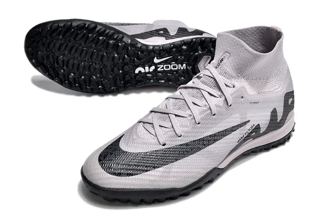 Nike Zapatillas de fútbol turf con upper de calcetín de tejido gris y negro con ondulaciones sintéticas 3