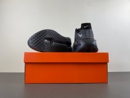 Nike Gray Blue Midsole Iridescent Printed Overlay Chunky Sneakers 16