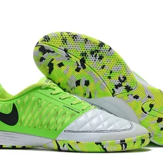 Nike Chaussures de football indoor vert blanc néon lime tige perforée bout à matelas