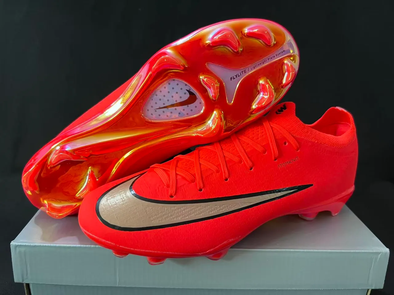 Nike Mercurial Vapor Atomknit Zapatos de fútbol Rojo Iridiscente Firm-Ground 8