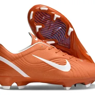 Nike Laranja e Branco Sapatos de Futebol para grama firme