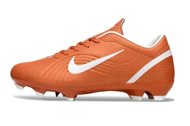 Nike Orange and White Firm-Ground Soccer Shoes 6