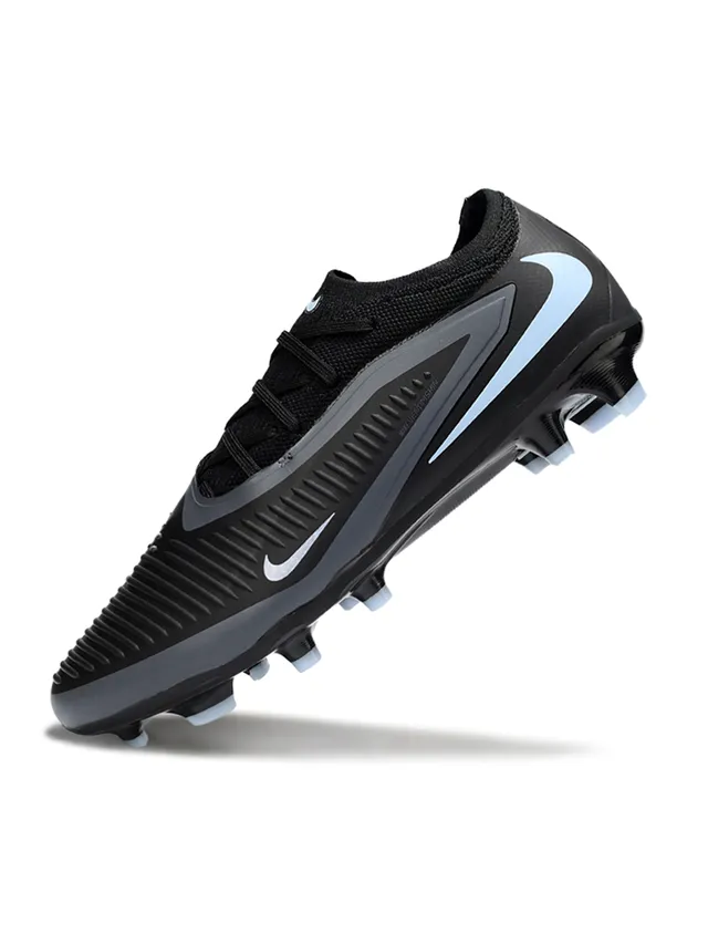 Nike Phantom GT Noir et Bleu Clair Chaussures de football pour terrain ferme 3